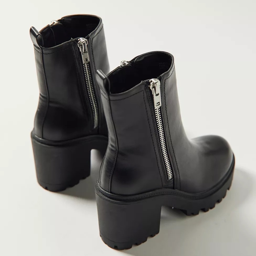 UO Zip-Up Boot - Picture 5 of 5